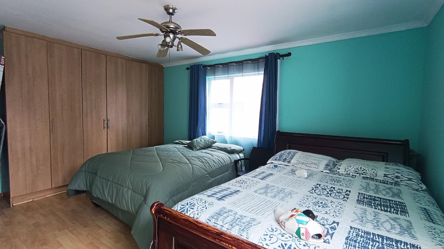 4 Bedroom Property for Sale in Parklands Western Cape
